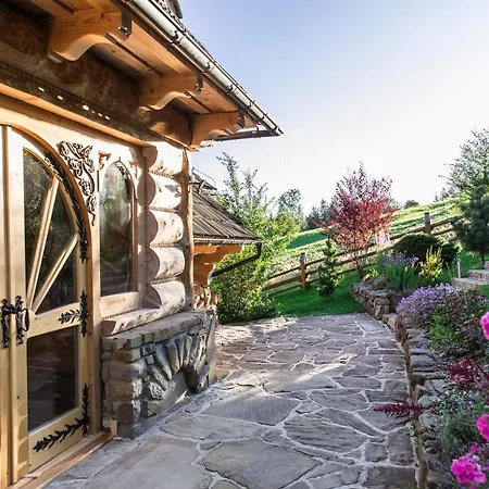 Udanypobyt Arco Villa *